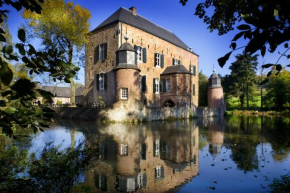 Гостиница Fletcher Hotel-Restaurant Kasteel Erenstein  Керкраде